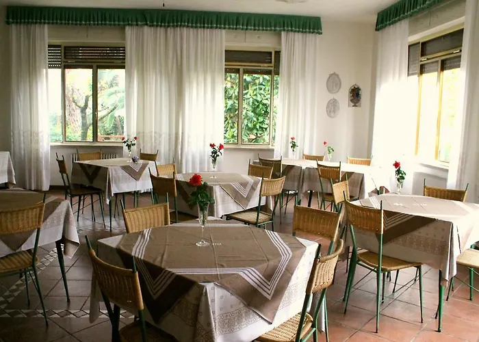 Hotel Villa Pina