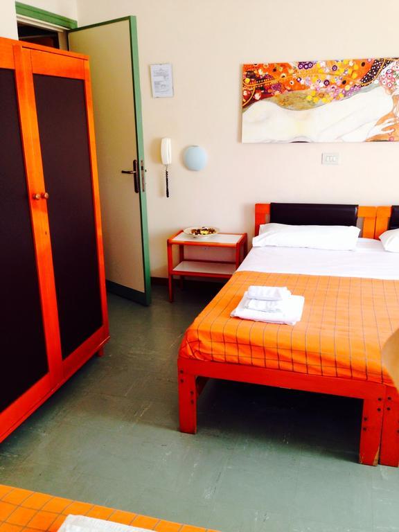 Hotel Pina